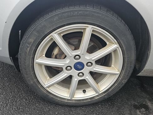 Used 2017 Ford Fiesta SE w/ Equipment Group 201A image 9