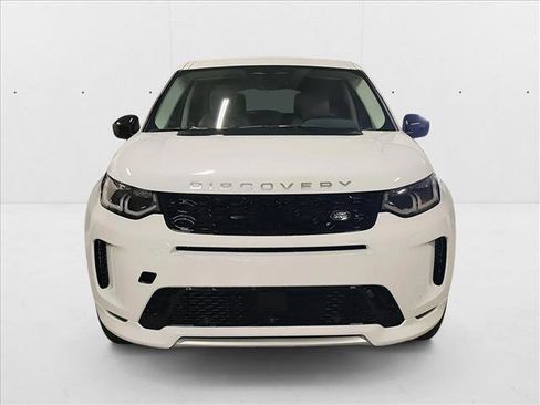 New 2025 Land Rover Discovery Sport S image 2