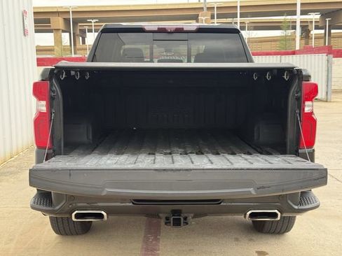 Used 2020 Chevrolet Silverado 1500 High Country w/ Technology Package image 35