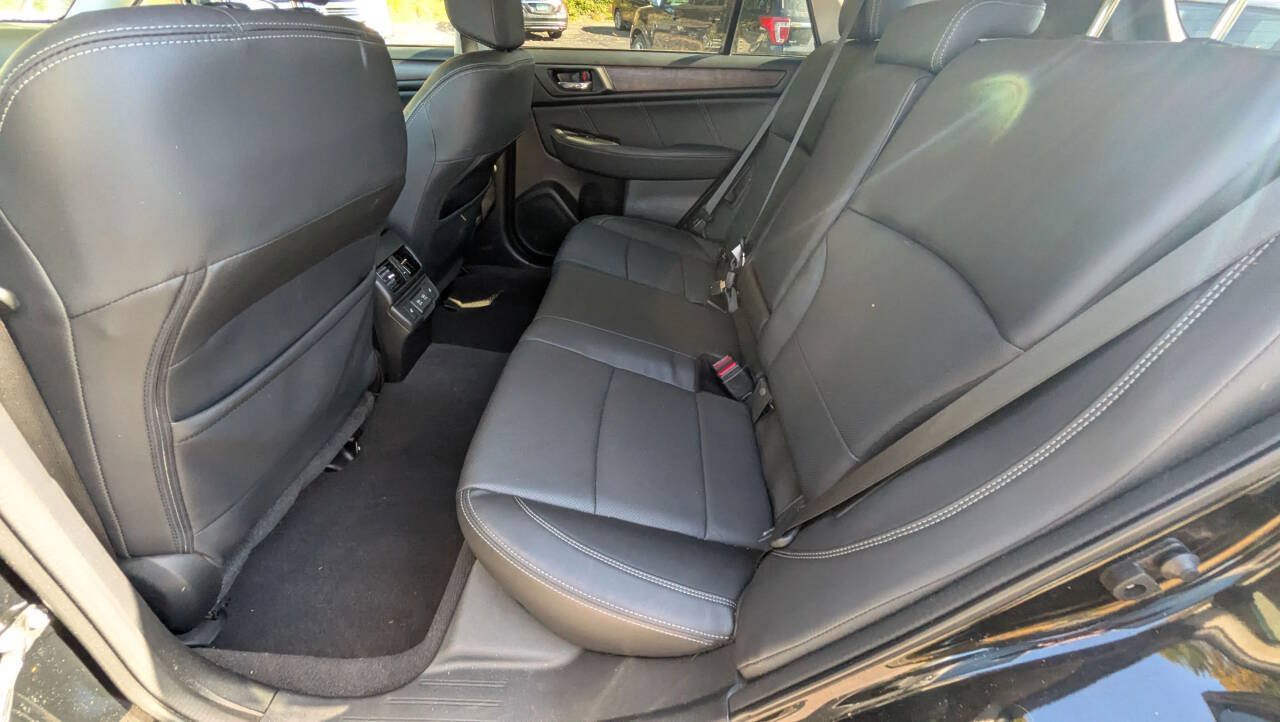 Used 2019 Subaru Outback 2.5i Limited AWD/4WD image 4