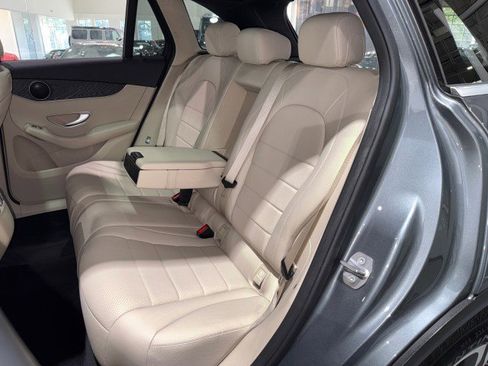 Used 2018 Mercedes-Benz GLC 300 w/ Multimedia Package image 15