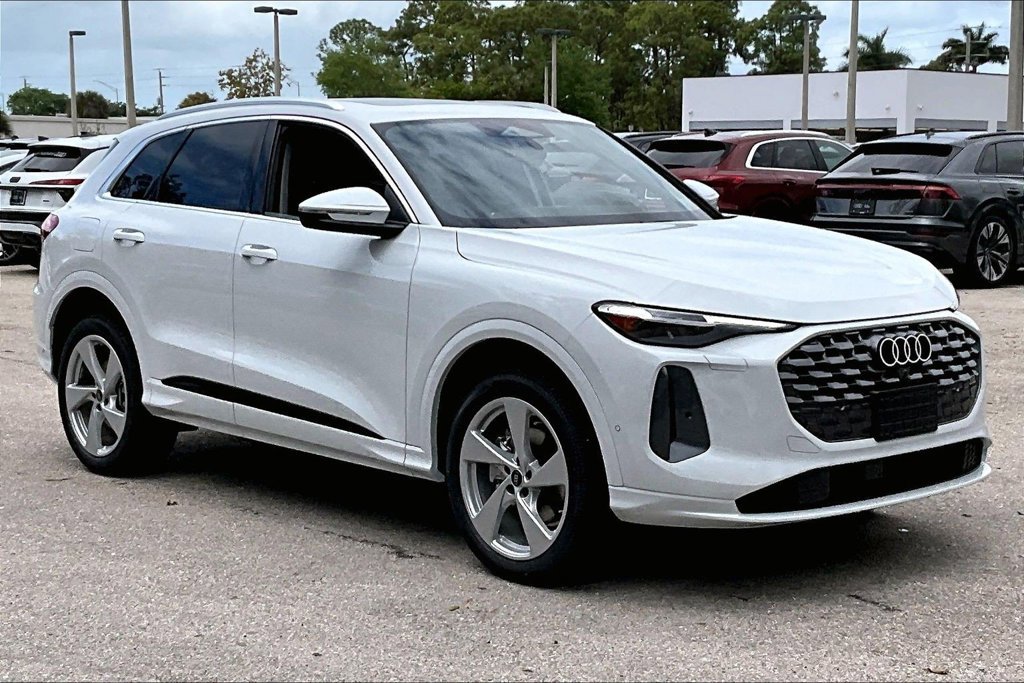 New 2026 Audi Q5 Premium Plus AWD/4WD image 2