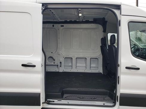Used 2025 Ford Transit 250 148 Medium Roof Extended AWD image 17
