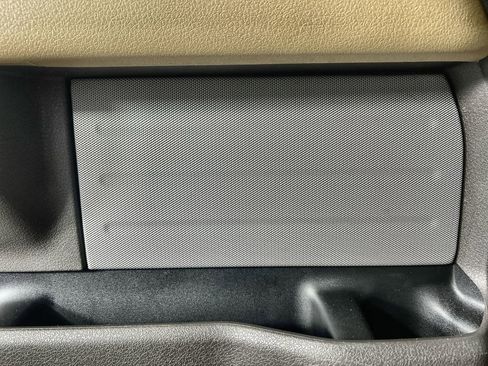 Used 2012 Ford F150 XLT w/ XLT Chrome Pkg RWD image 19