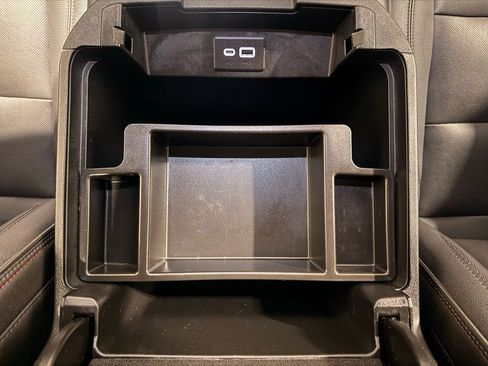 Used 2022 Chevrolet Tahoe RST w/ Luxury Package image 28