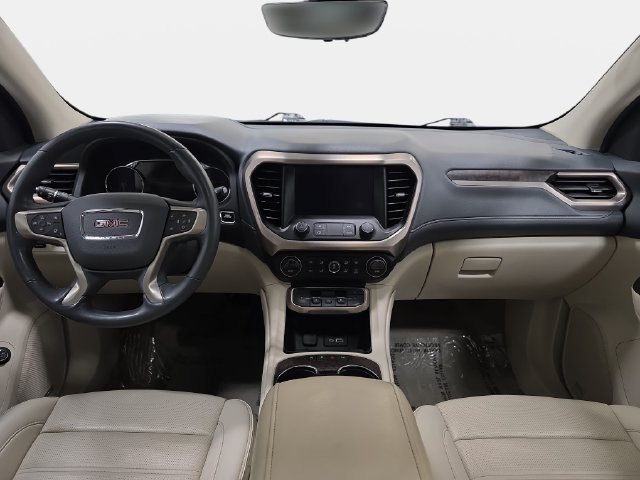 Used 2021 GMC Acadia Denali w/ Denali Technology Package AWD/4WD image 10
