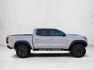 Used 2023 Chevrolet Colorado ZR2 w/ ZR2 Convenience Package III AWD/4WD video 4