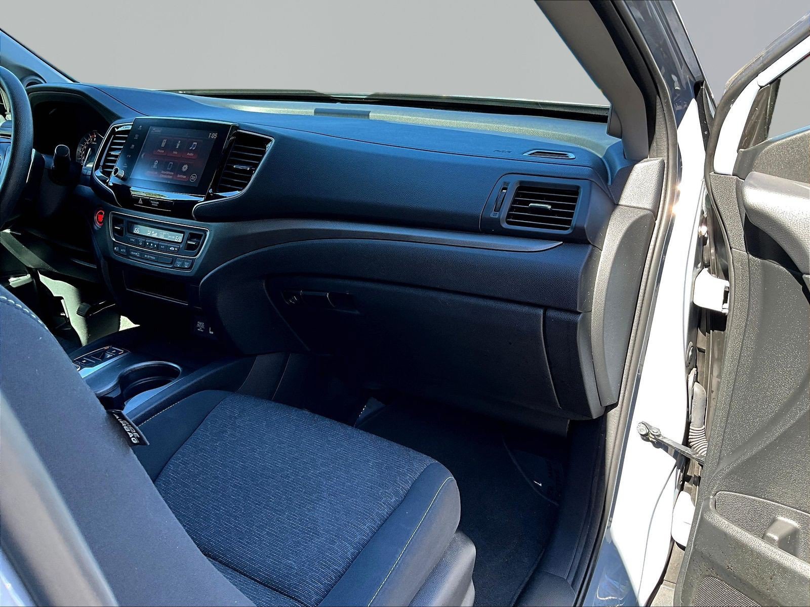 Used 2023 Honda Ridgeline Sport image 27