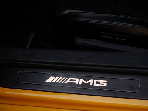 Used 2020 Mercedes-Benz AMG GT R image 21