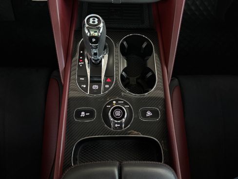 Used 2022 Bentley Bentayga AWD/4WD image 41