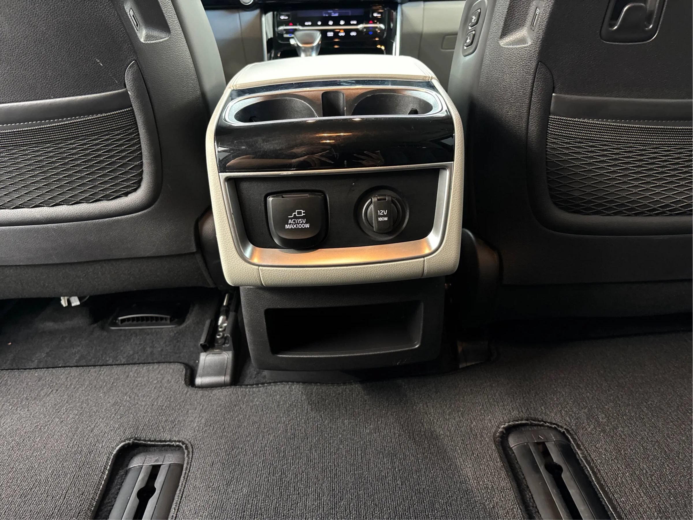 Used 2024 Kia Carnival SX FWD image 26