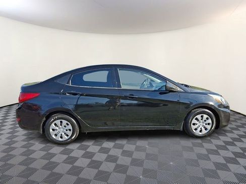 Used 2017 Hyundai Accent SE FWD image 7