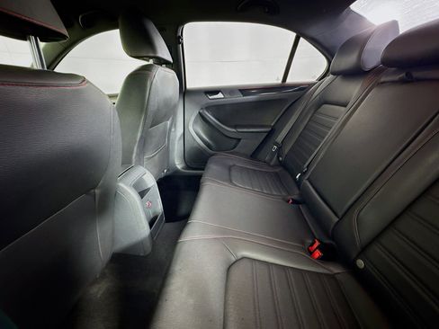 Used 2017 Volkswagen Jetta GLI image 24