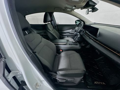 Used 2023 Nissan Ariya VENTURE+ image 30