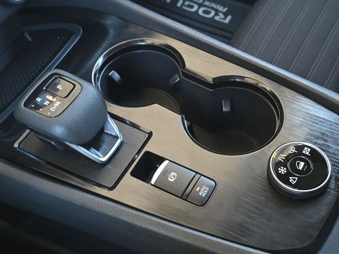 New 2026 Nissan Rogue SV AWD/4WD image 21