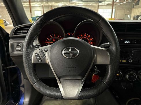 Used 2012 Scion tC FWD image 18