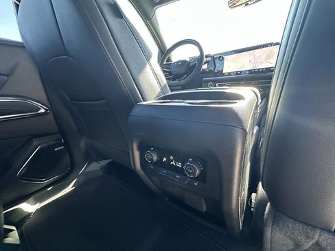 New 2026 Chevrolet Traverse RS image 26