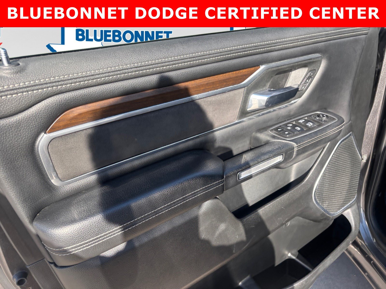 Used 2021 RAM 1500 Laramie AWD/4WD image 10
