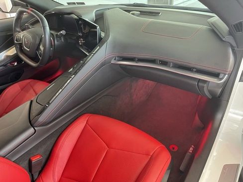 Used 2024 Chevrolet Corvette Stingray w/ Z51 Performance Package image 13