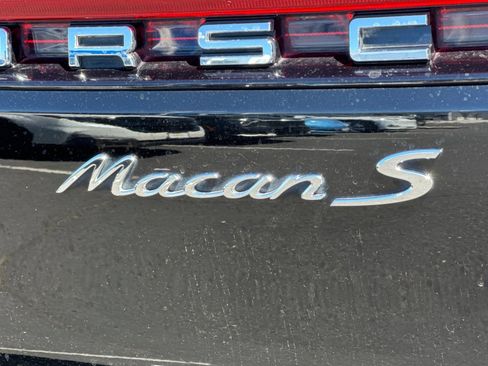 Used 2019 Porsche Macan S AWD/4WD image 48