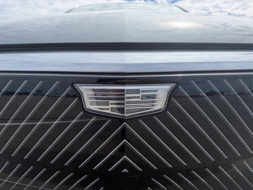 Certified 2024 Cadillac Lyriq Tech w/ LPO, Floor Liner Package AWD/4WD image 9