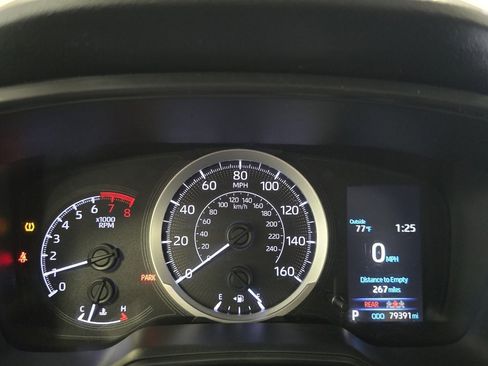 Used 2020 Toyota Corolla LE FWD image 23