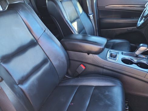 Used 2019 Jeep Grand Cherokee Limited image 15