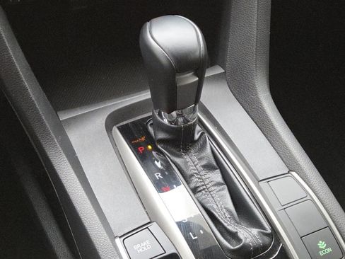 Used 2021 Honda Civic EX image 31