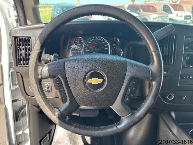 Used 2021 Chevrolet Express 2500 Extended w/ Enhanced Convenience Package RWD image 17