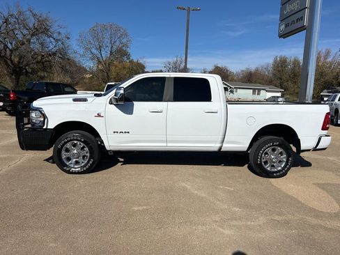 Used 2024 RAM 2500 Laramie image 2