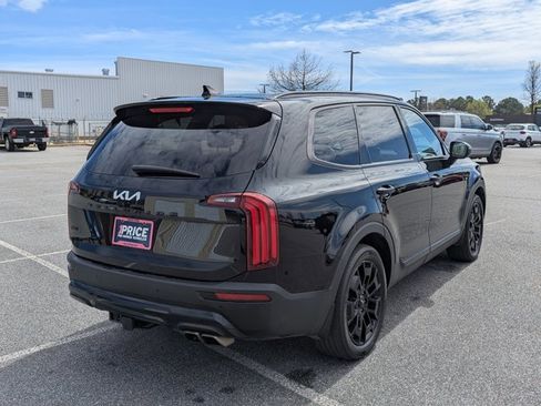 Used 2022 Kia Telluride EX w/ EX Premium Package image 5