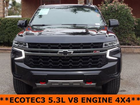 Used 2022 Chevrolet Suburban Z71 w/ Luxury Package image 3