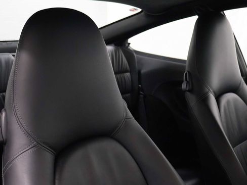 Used 2001 Porsche 911 Carrera 4 AWD/4WD image 20