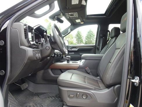 New 2026 Chevrolet Silverado 1500 High Country w/ Midnight Edition AWD/4WD image 7