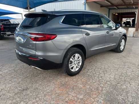 Used 2019 Buick Enclave Essence FWD image 4