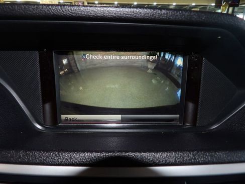 Used 2013 Mercedes-Benz E 350 Sedan image 19