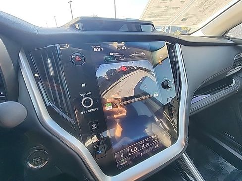 Certified 2021 Subaru Outback Limited image 18