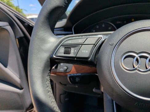 Certified 2022 Audi A4 2.0T Premium w/ Convenience Package AWD/4WD image 19