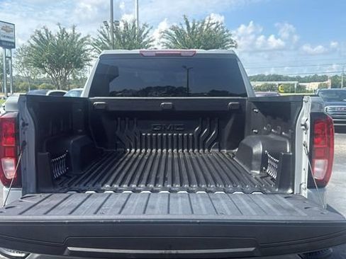 Used 2024 GMC Sierra 1500 Elevation AWD/4WD image 10