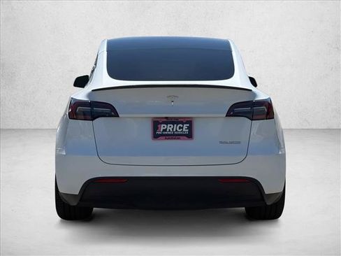 Used 2023 Tesla Model Y Performance AWD/4WD image 6
