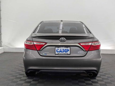 Used 2017 Toyota Camry XSE w/ Moonroof Package image 5