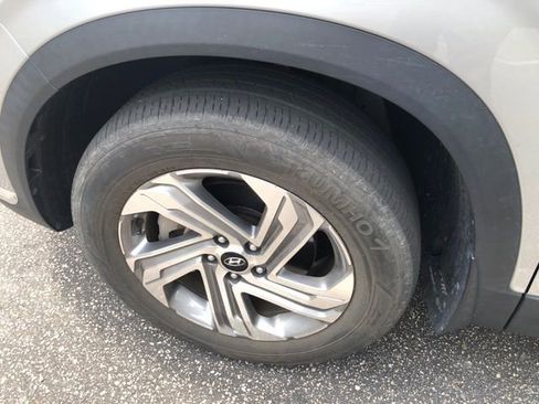 Used 2023 Hyundai Santa Fe SEL w/ Premium Package AWD/4WD image 7