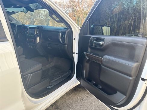 Used 2022 Chevrolet Silverado 1500 LT image 29