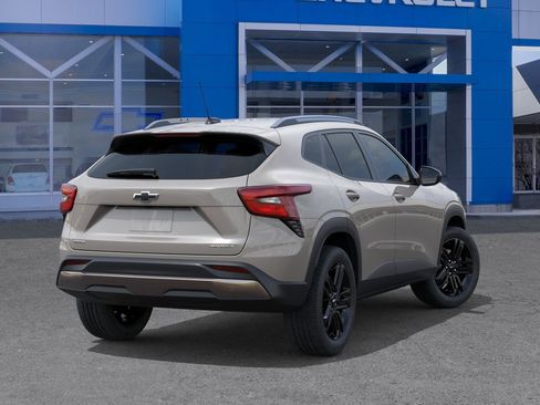 New 2026 Chevrolet Trax ACTIV FWD image 4