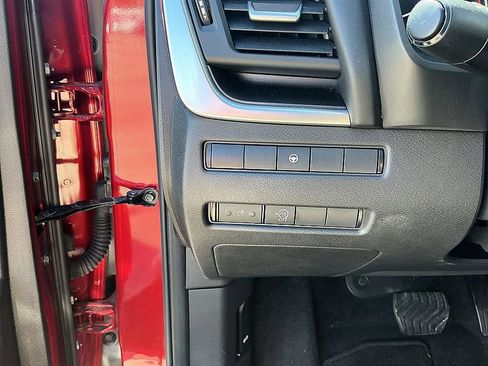 Certified 2023 Nissan Rogue SV image 13