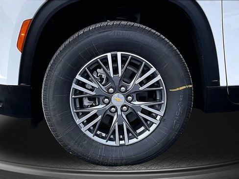 New 2026 Chevrolet Traverse LT w/ Driver Confidence Package image 11