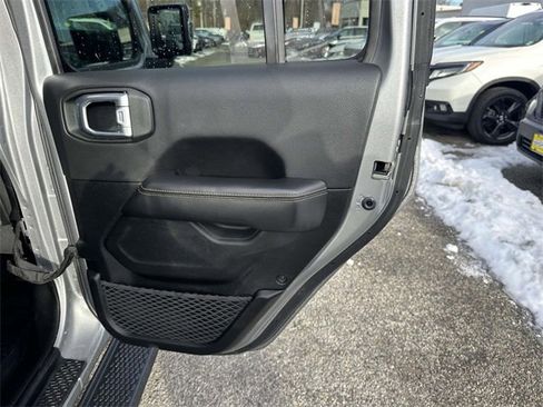 Certified 2020 Jeep Wrangler Unlimited Sahara image 25