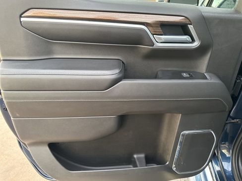 Used 2022 Chevrolet Silverado 1500 RST w/ Convenience Package II image 21