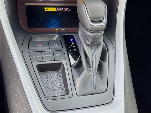 New 2025 Toyota RAV4 Limited image 21