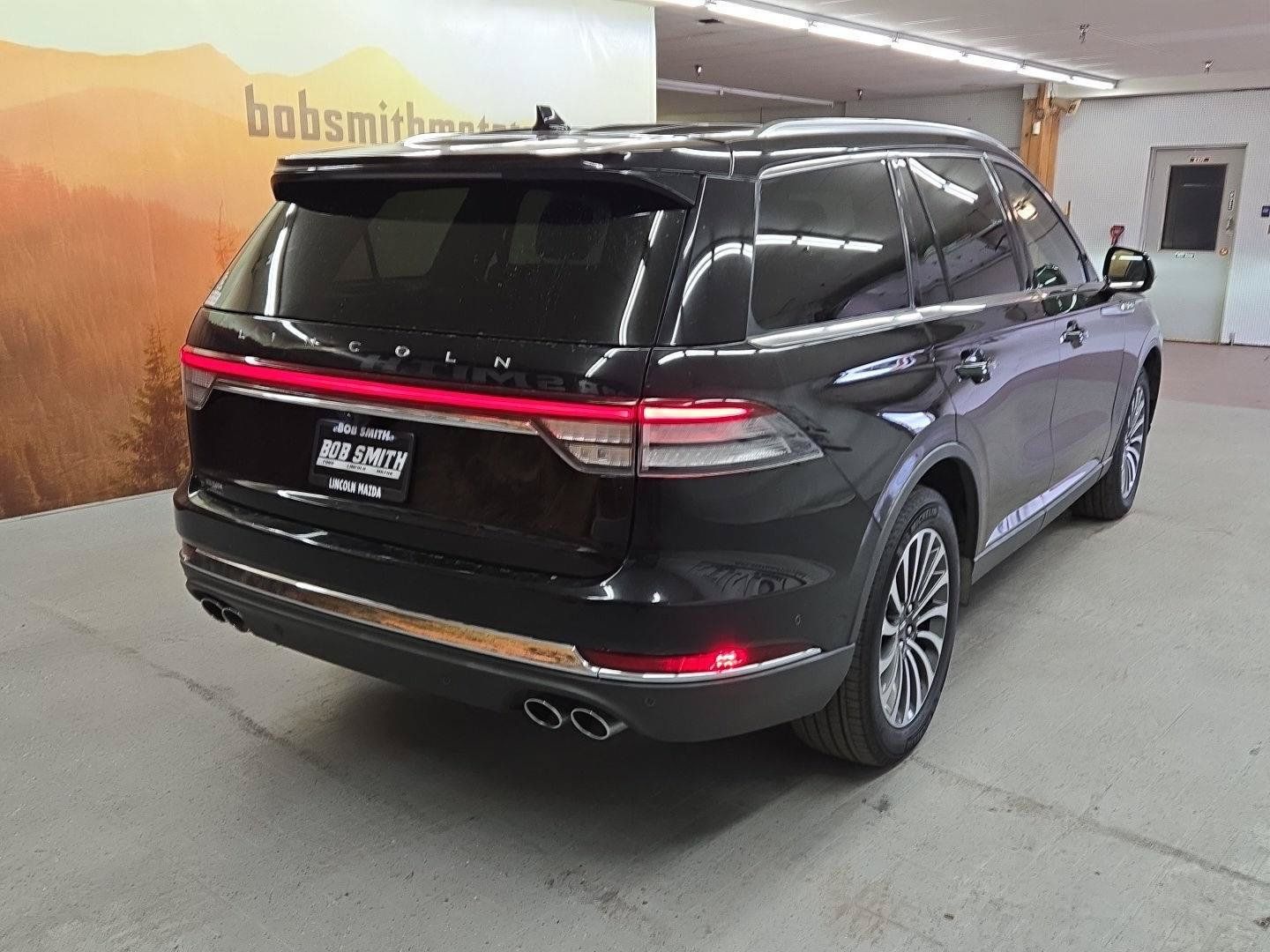 Used 2024 Lincoln Aviator Reserve AWD/4WD image 20